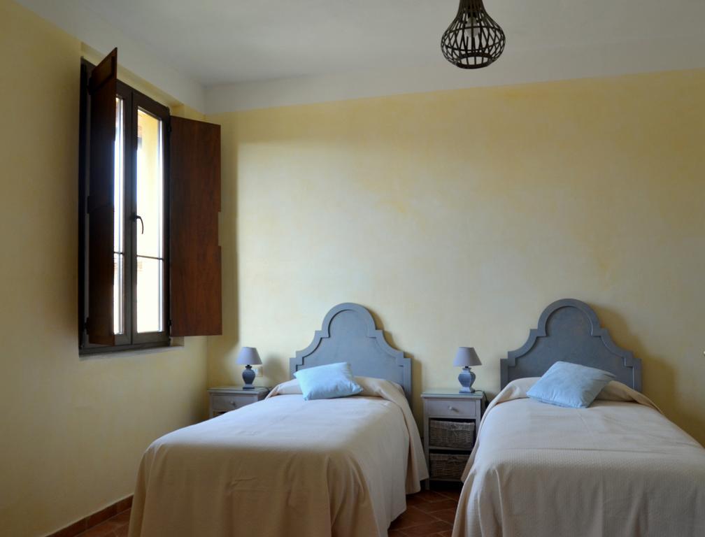 Agriturismo Borgo San Francesco Basiglio Luaran gambar